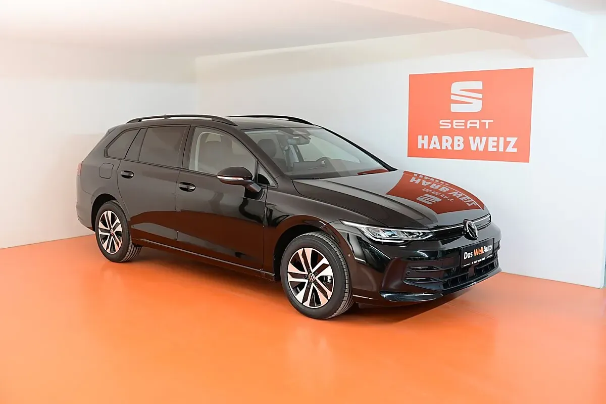 Volkswagen Golf 2026 photo 2