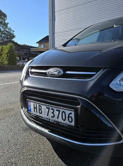 Ford C-Max 2011 photo 4