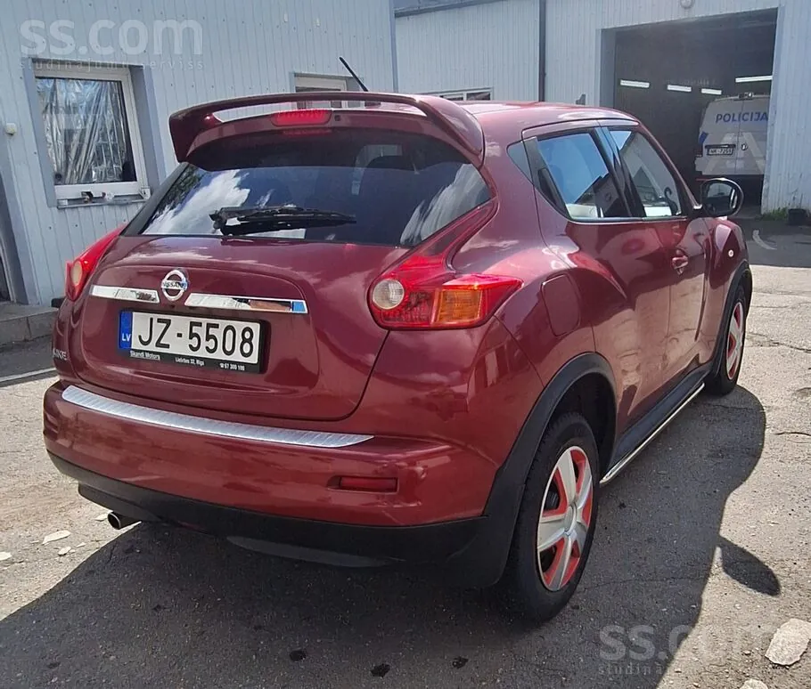 Nissan Juke 2013 photo 3