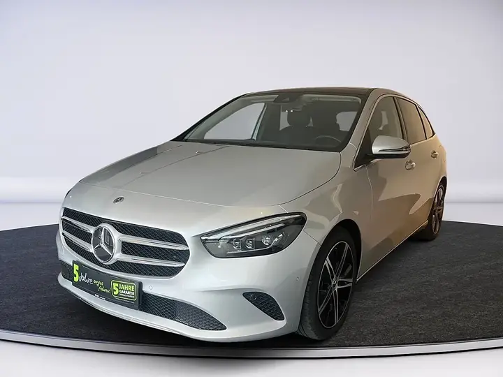 Mercedes-Benz B-Class 2022 photo 2
