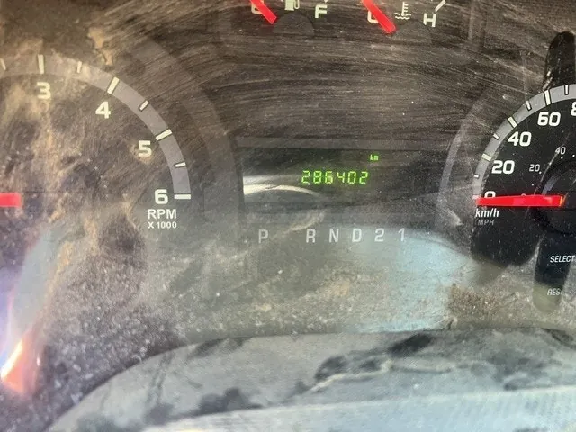 Ford E-250 2010 photo 5