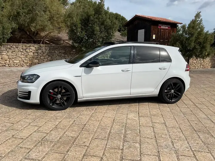 Volkswagen Golf Gtd 2016 photo 2