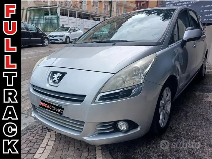 Peugeot 5008 2010 photo 4