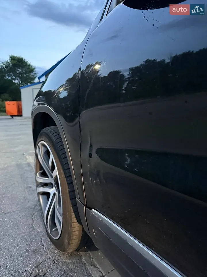 Volkswagen Tiguan 2012 photo 3