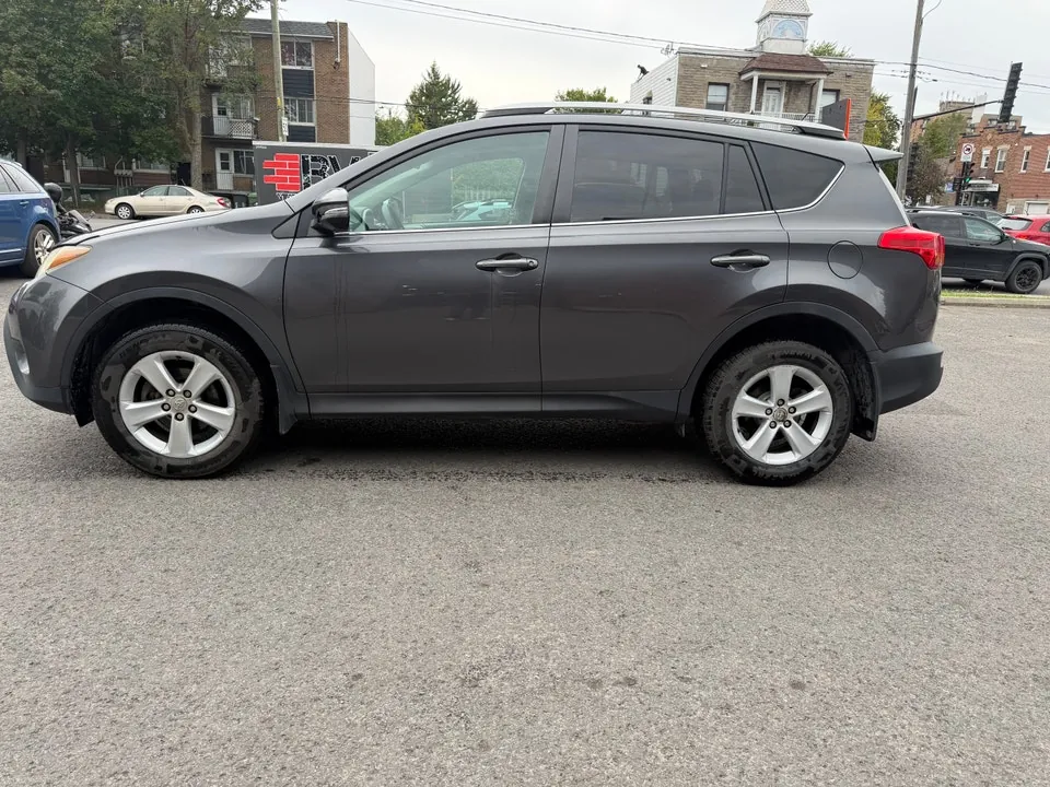 Toyota Rav4 2013 photo 2
