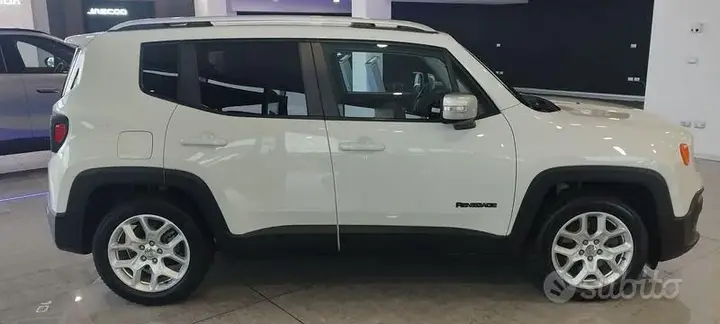 Jeep Renegade 2016 photo 4