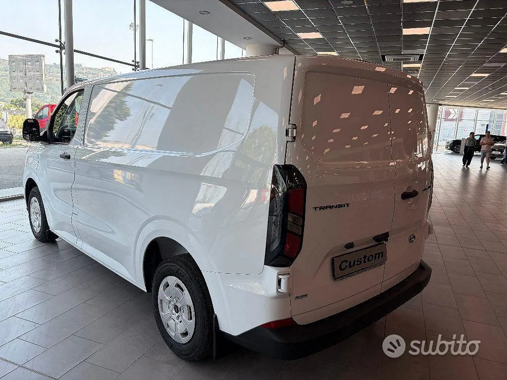 Ford Transit Custom 2024 photo 5