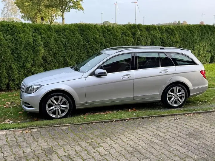 Mercedes-Benz C180