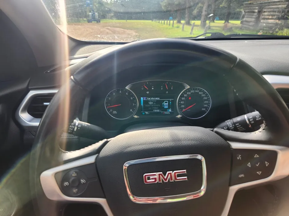 GMC Acadia 2018 photo 5