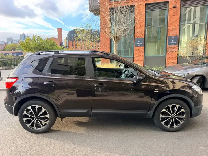 Nissan Qashqai 2013 photo 4