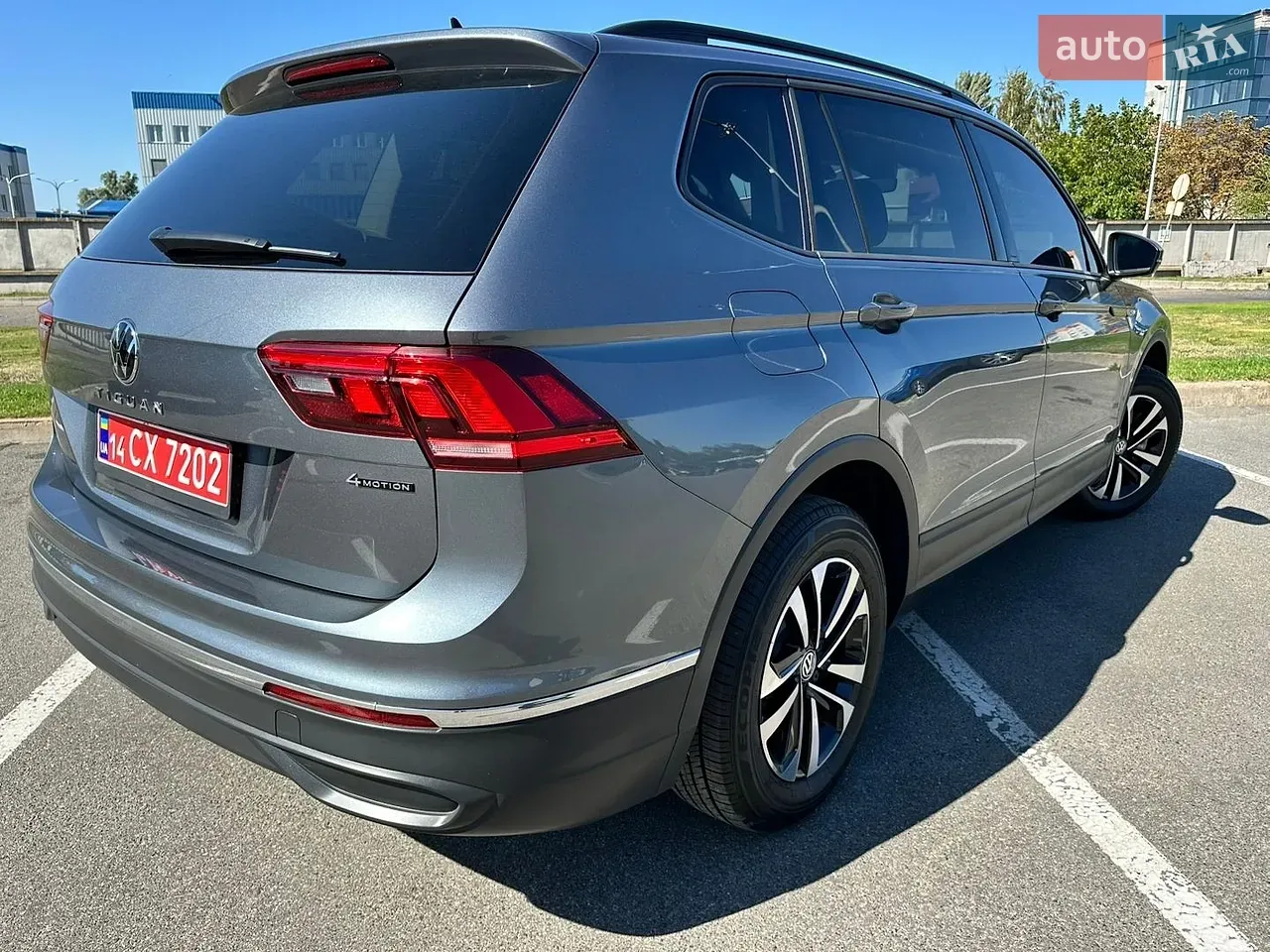 Volkswagen Tiguan 2024 photo 4