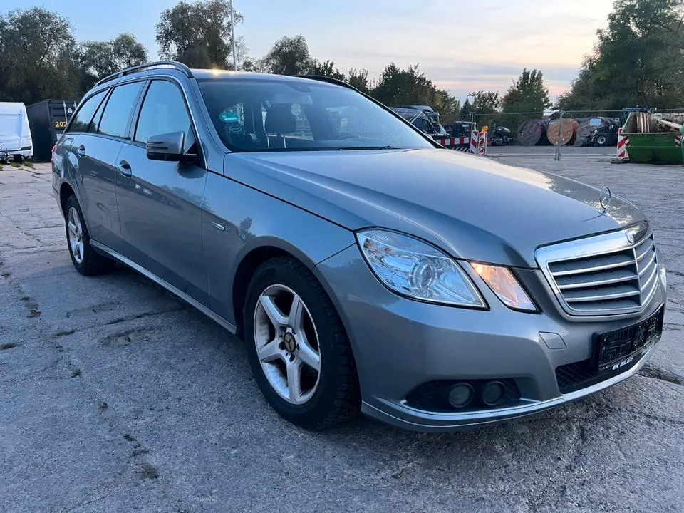 Mercedes-Benz E200Cdi