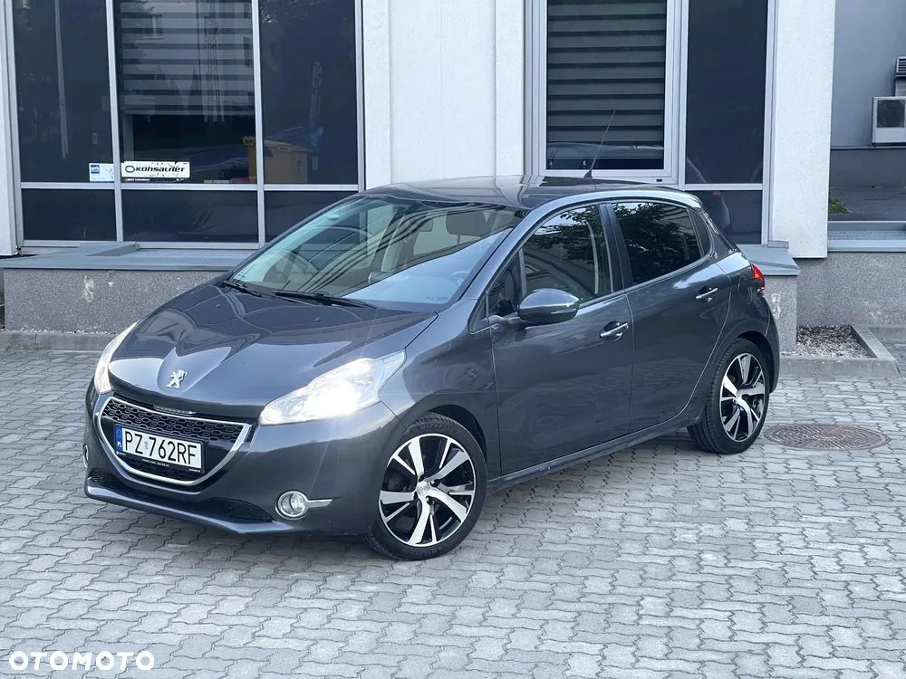 Peugeot 208 2013 photo 5