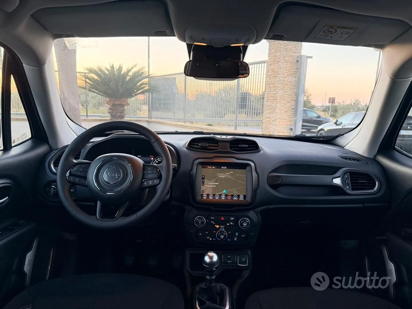 Jeep Renegade 2023 photo 4