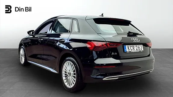 Audi A3 2024 photo 3