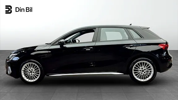 Audi A3 2024 photo 2