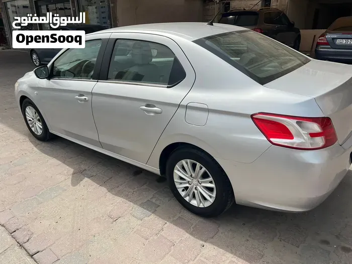 Peugeot 301 2020 photo 5