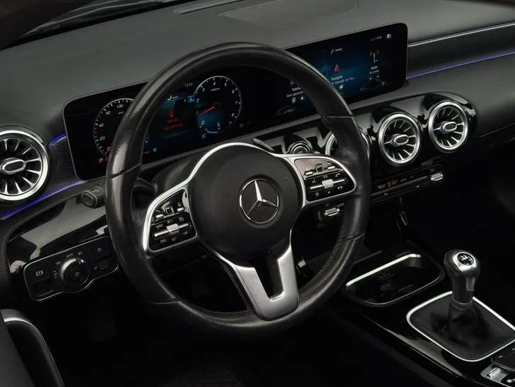 Mercedes-Benz A-Class 2019 photo 3