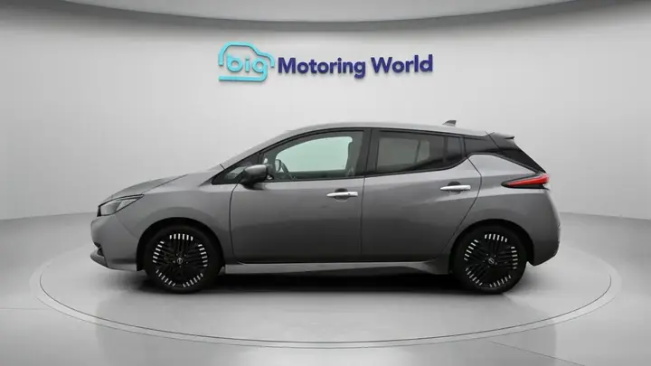 Nissan Leaf 2023 photo 5