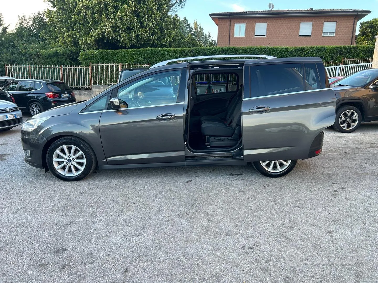 Ford C-Max 2015 photo 5