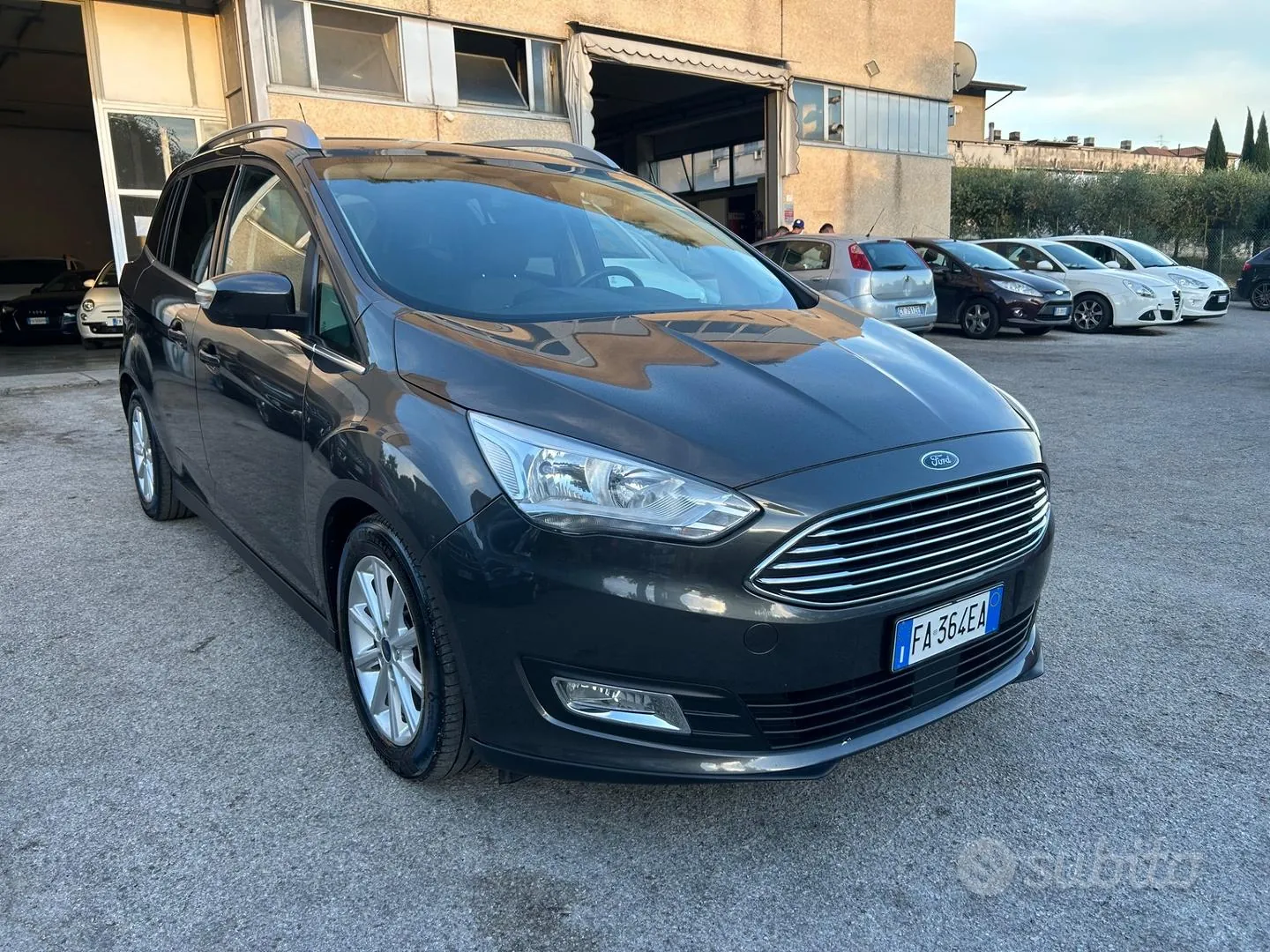 Ford C-Max 2015 photo 3