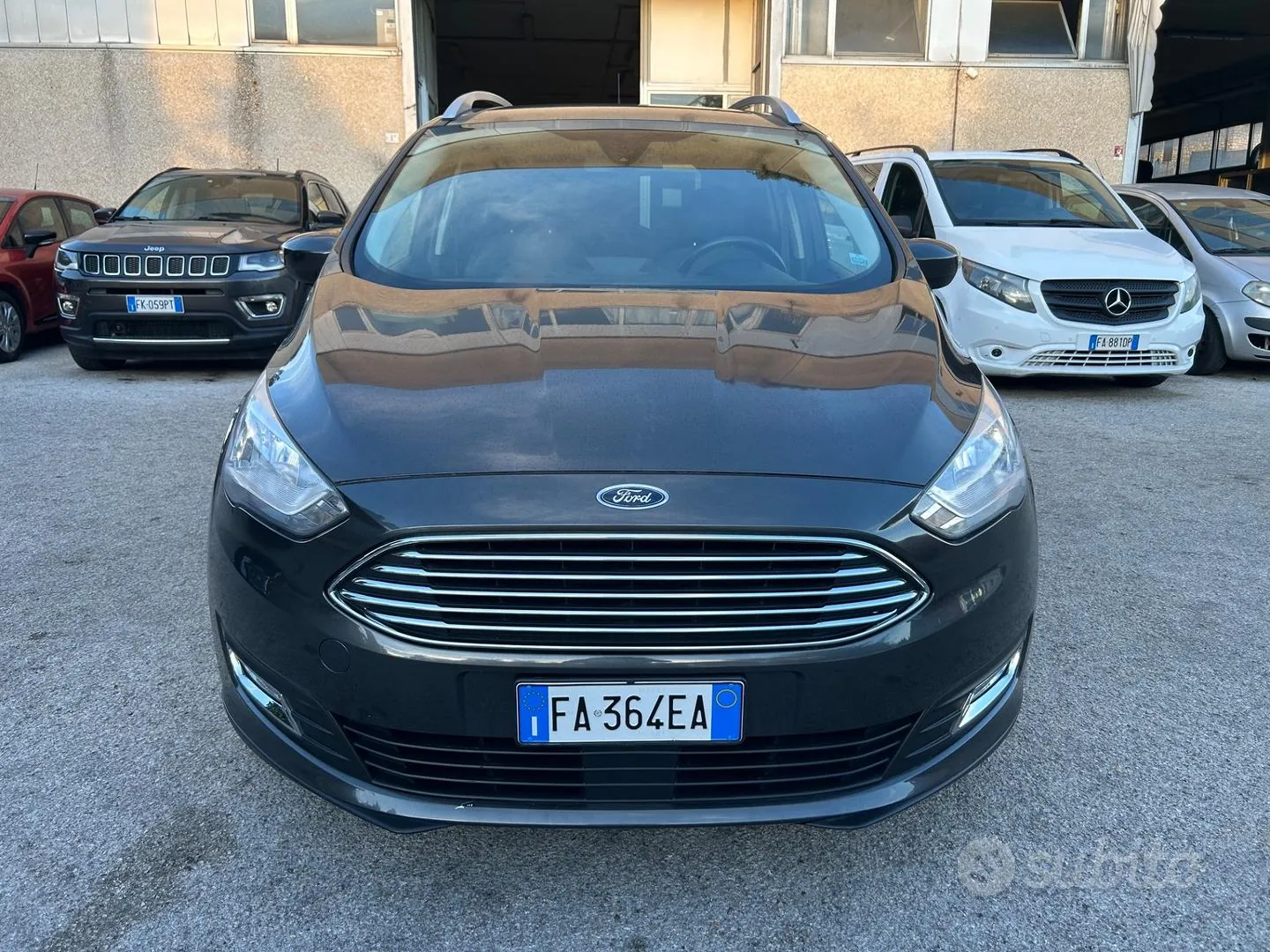 Ford C-Max 2015 photo 2