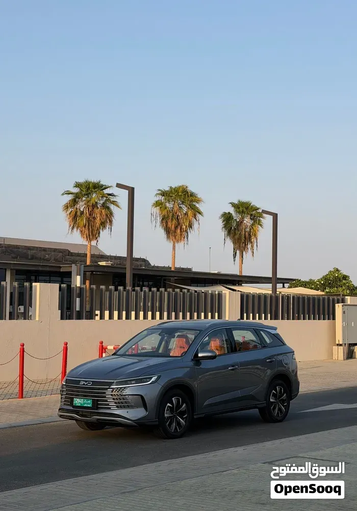 BYD Sealion 2025 photo 2