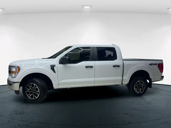 Ford F-150 2022 photo 2