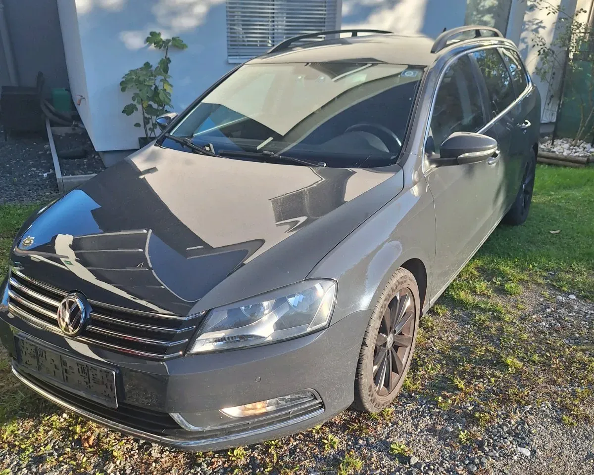 Volkswagen Passat 2014 photo 2