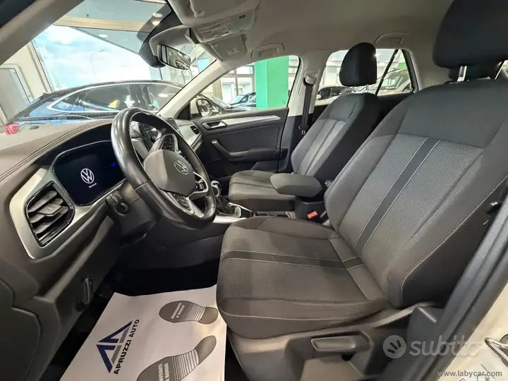 Volkswagen T-Roc 2022 photo 4