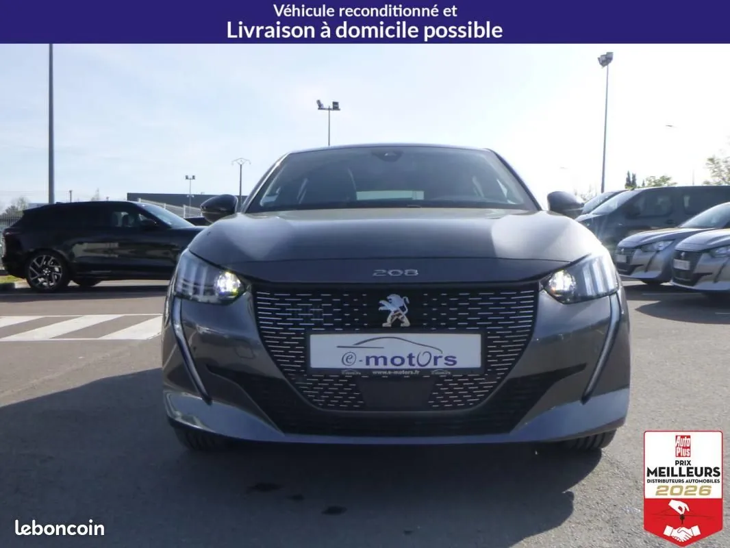 Peugeot 208 2022 photo 2