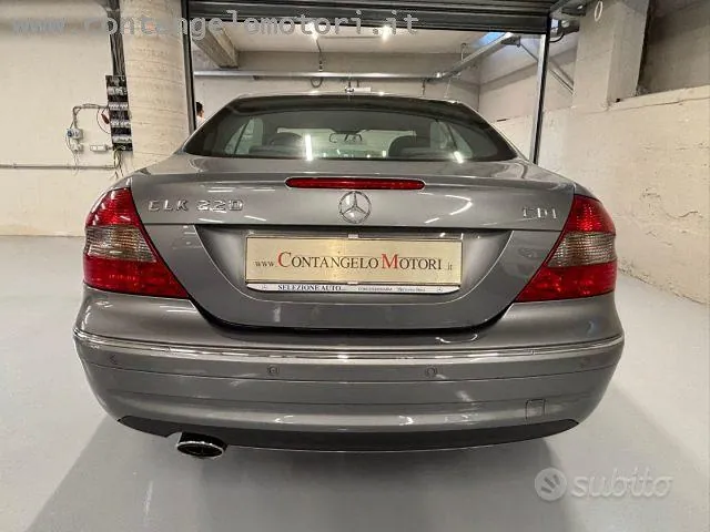 Mercedes-Benz Clk-Class 2009 photo 4
