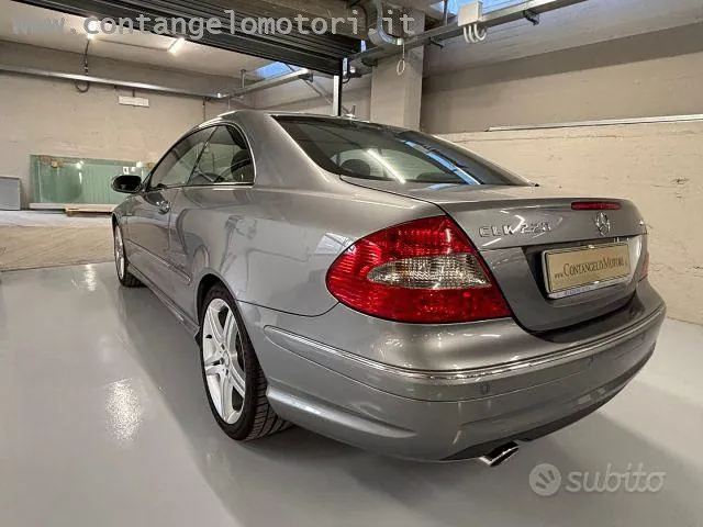 Mercedes-Benz Clk-Class 2009 photo 3