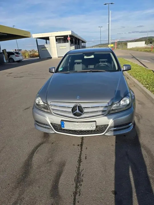 Mercedes-Benz 220 Cdi