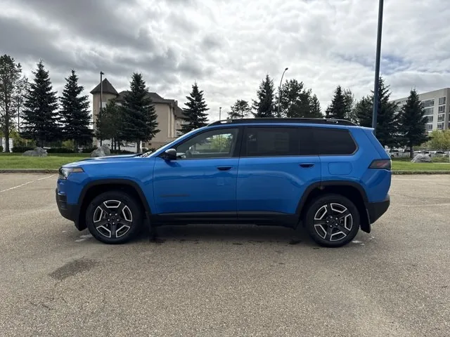 Jeep Cherokee 2026 photo 4