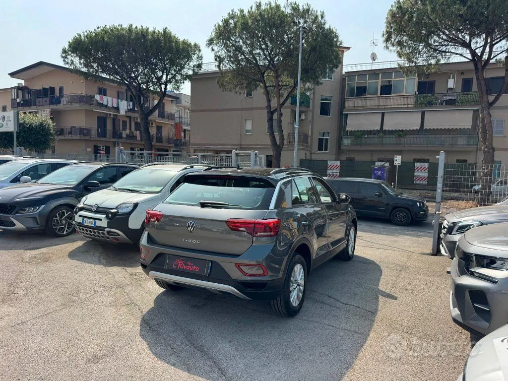 Volkswagen T-Roc 2023 photo 5