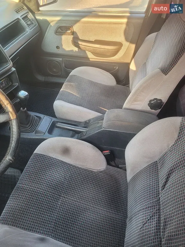 Ford Sierra 1988 photo 5