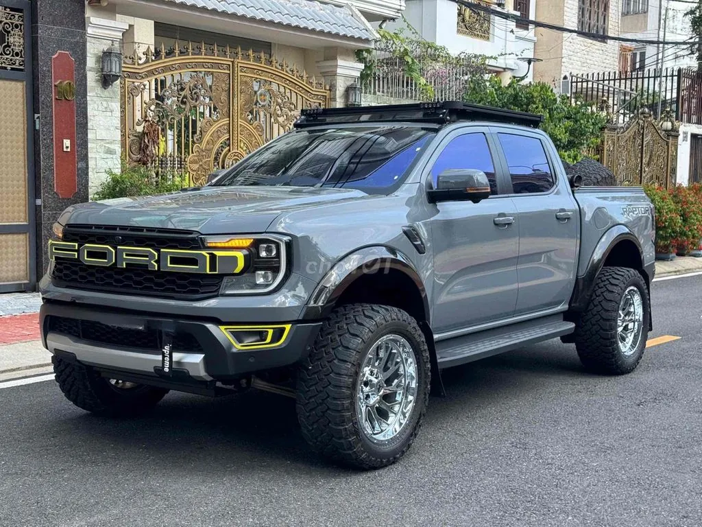 Ford Raptor 2023 photo 2
