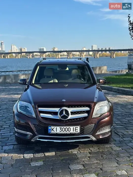 Mercedes-Benz Glk Class 2012 photo 3