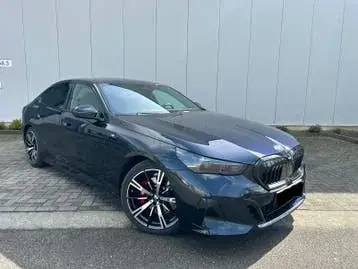 BMW 520I