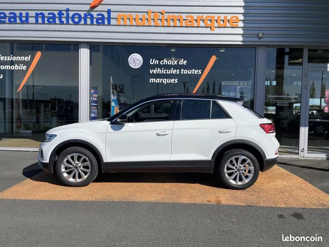 Volkswagen T-Roc 2022 photo 3