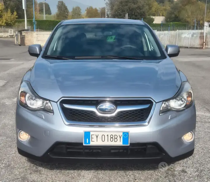 Subaru Xv 2015 photo 2