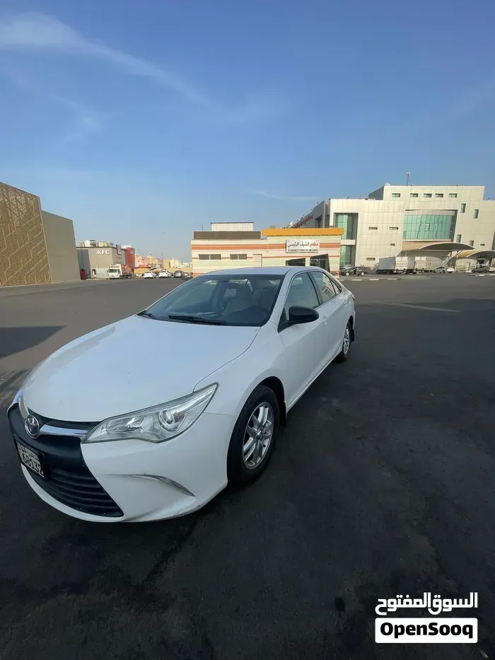 Toyota Camry 2016 photo 2