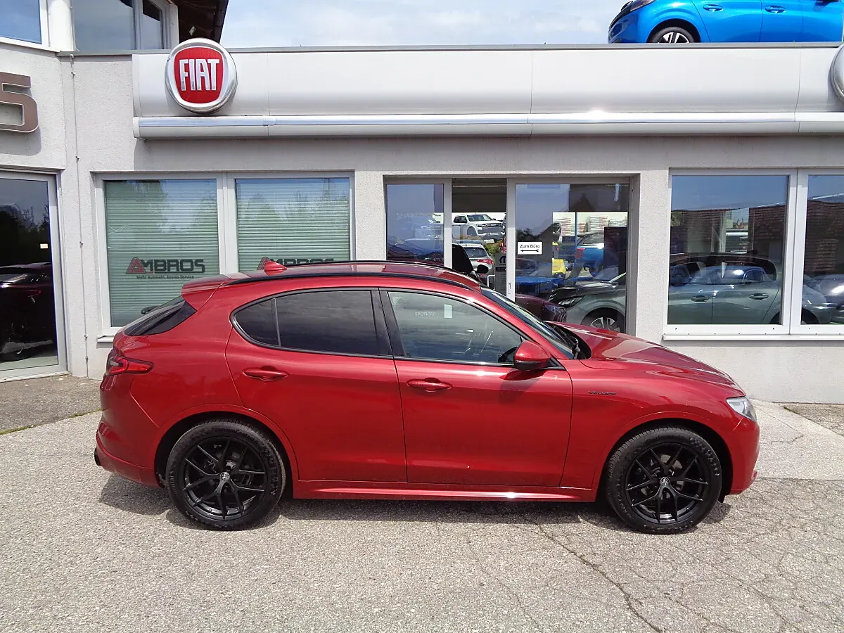 Alfa Romeo Stelvio 2021 photo 2