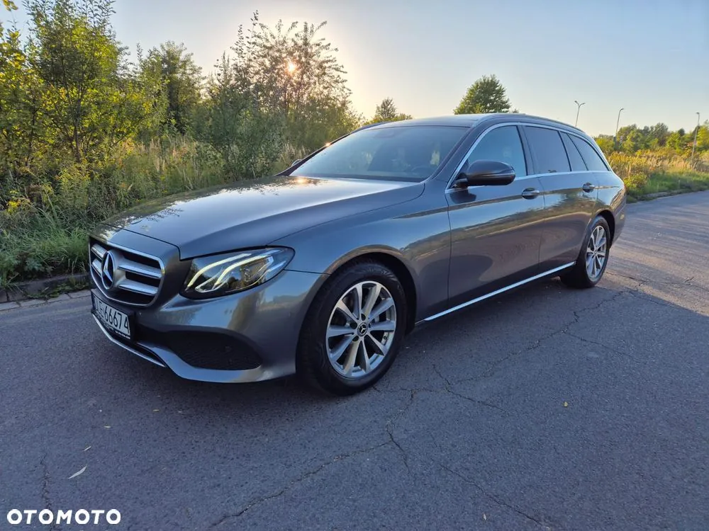 Mercedes-Benz E-Class 2019 photo 2