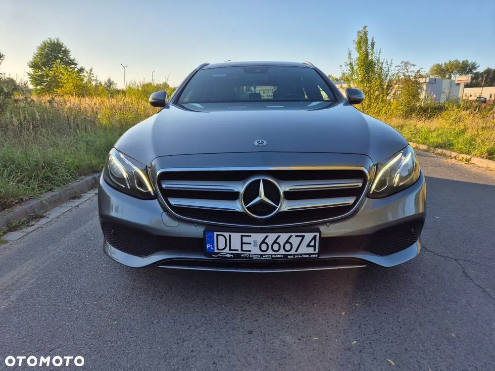 Mercedes-Benz E-Class 2019 photo 3