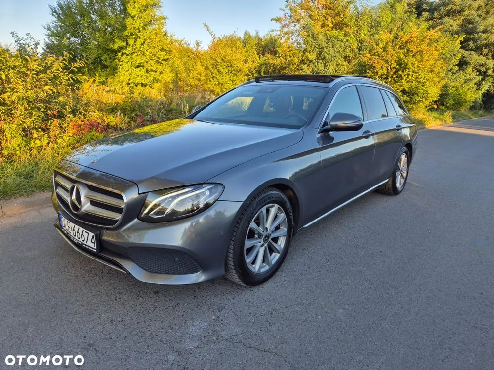 Mercedes-Benz E-Class 2019 photo 4