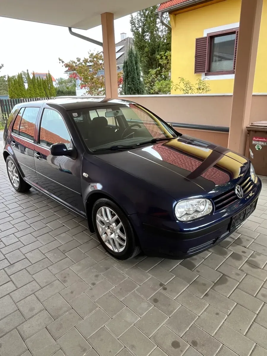 Volkswagen Golf 2002 photo 2