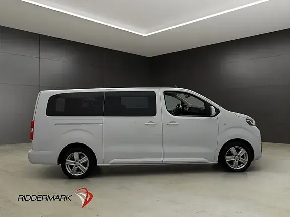Toyota Proace Verso 2022 photo 2