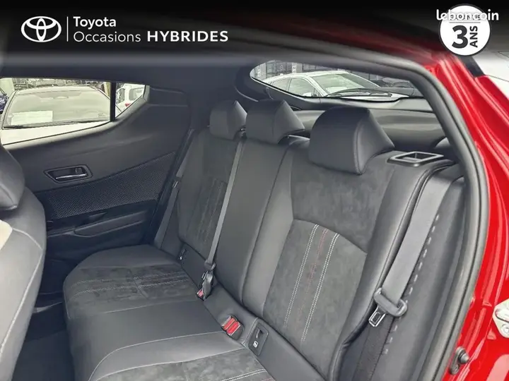 Toyota C-Hr 2023 photo 4